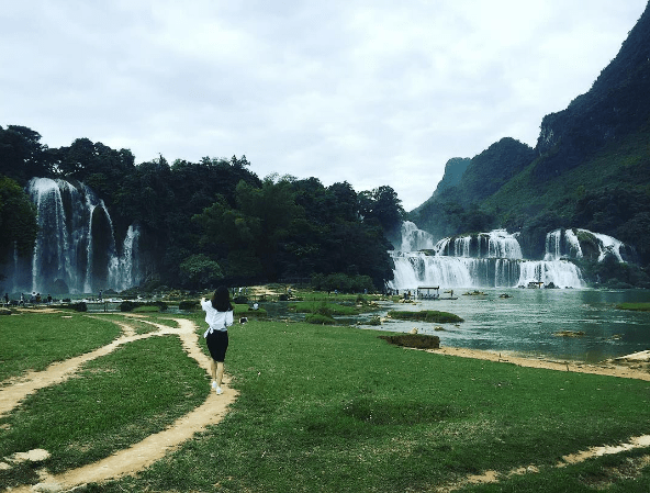 Bản Giốc là một trong những thác nước đẹp nhất, hùng vĩ nhất ở Việt Nam