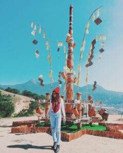 Bạn đã check-in dưới cây nêu để có ngay tấm hình ngàn like chưa?