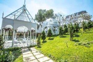 Hãy đến với khung cảnh thi vị của LaVie En Rose